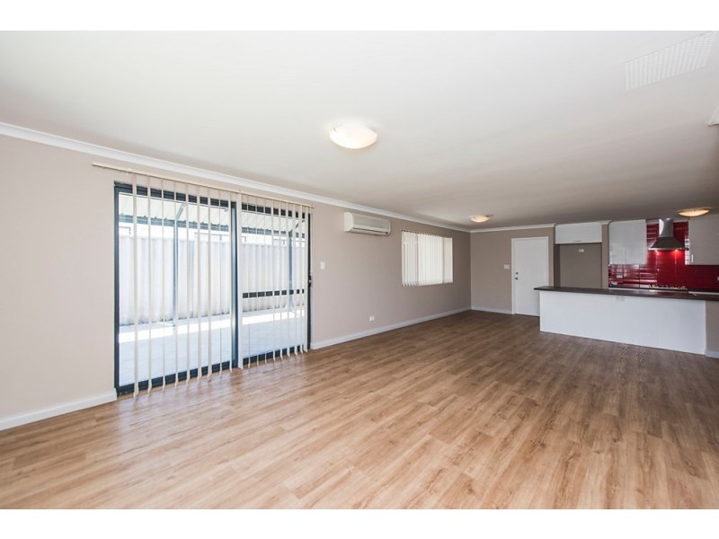 13 Mandalay Bend, Secret Harbour WA 6173