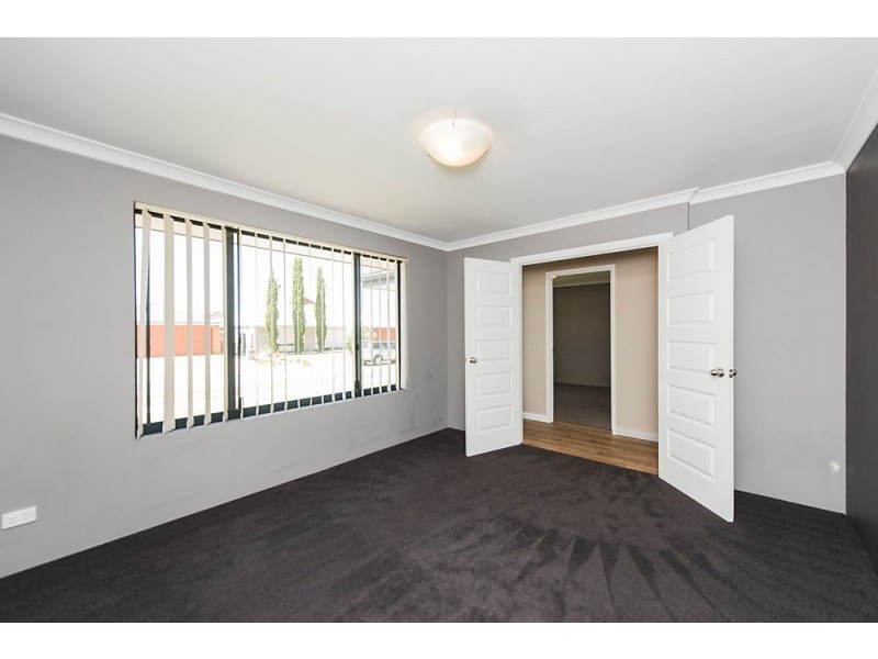 13 Mandalay Bend, Secret Harbour WA 6173