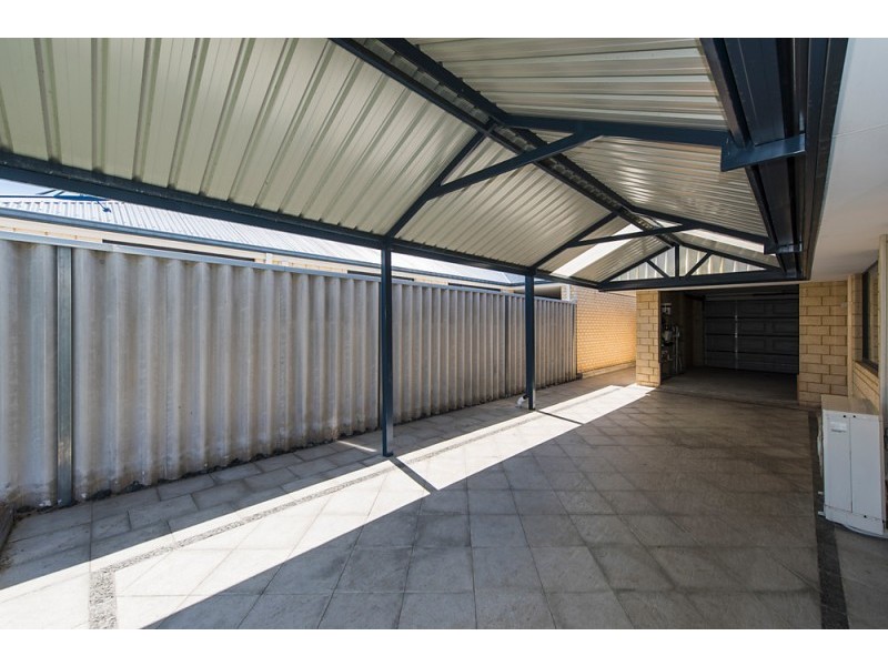 13 Mandalay Bend, Secret Harbour WA 6173