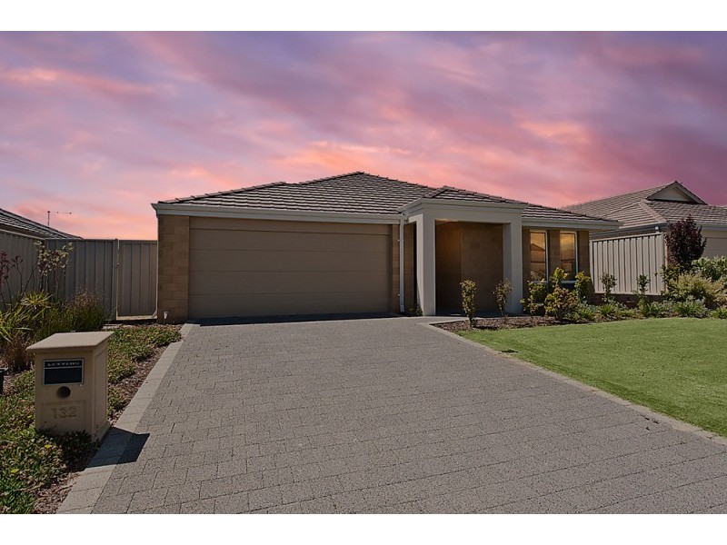 132 Tangadee Road, Golden Bay WA 6174
