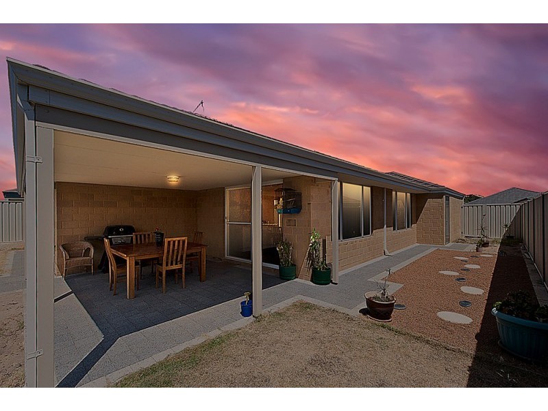 132 Tangadee Road, Golden Bay WA 6174