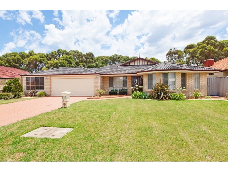 24 Pulsano Mews, Secret Harbour WA 6173