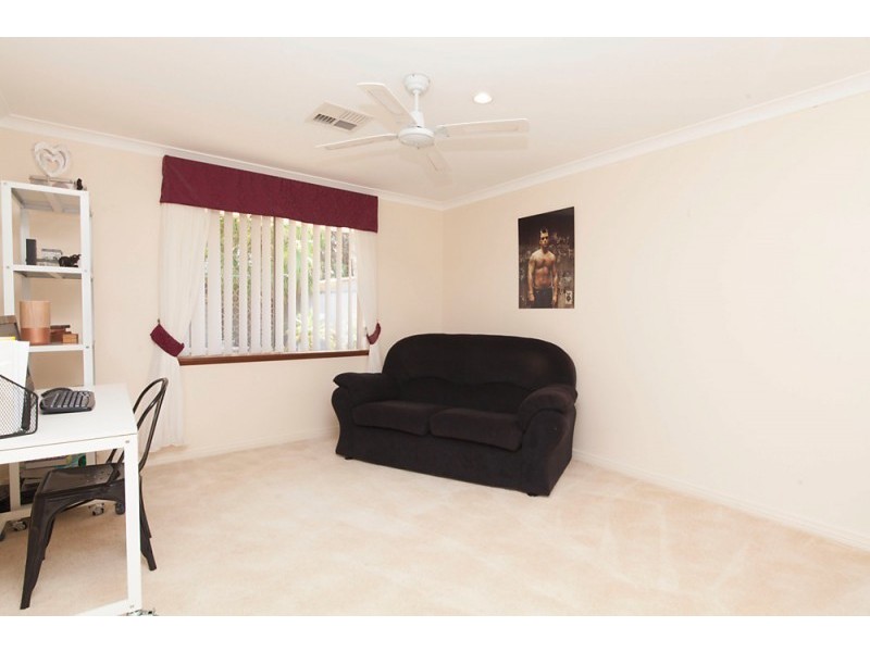 24 Pulsano Mews, Secret Harbour WA 6173