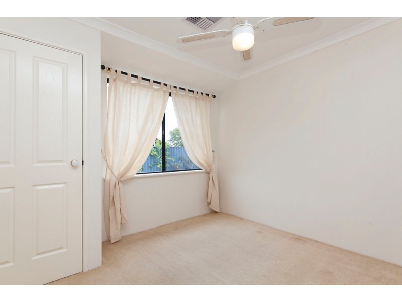 36 Secret Harbour Blvd, Secret Harbour WA 6173