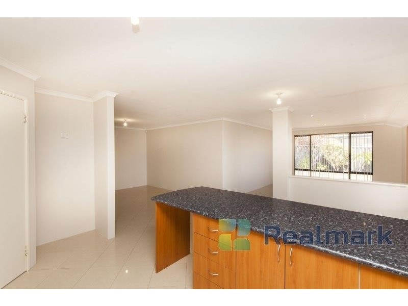 14 Rosebay Grove, Singleton WA 6175