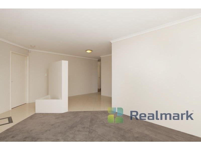 14 Rosebay Grove, Singleton WA 6175