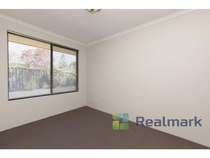 14 Rosebay Grove, Singleton WA 6175