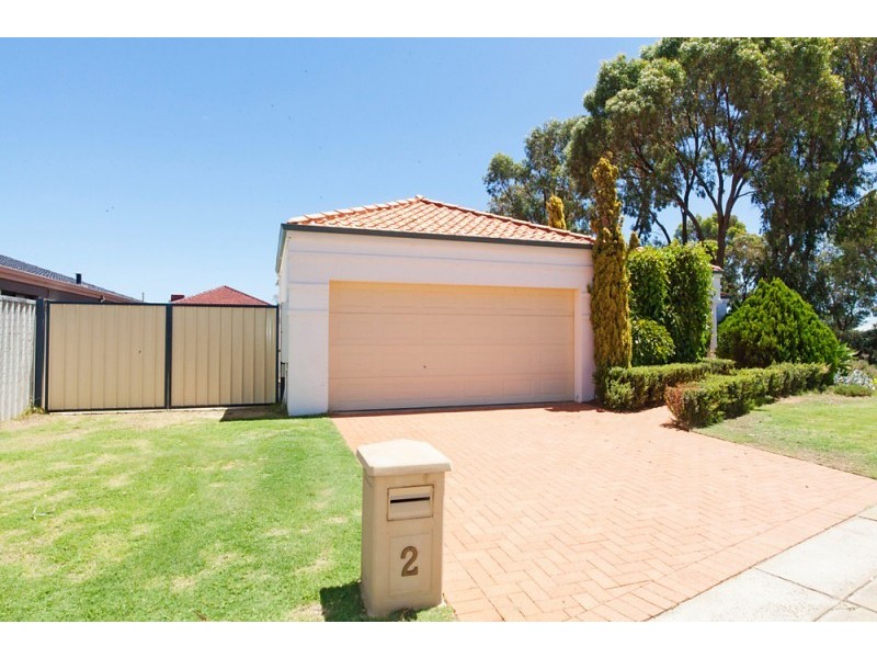 2 Summerville Ave, Secret Harbour WA 6173