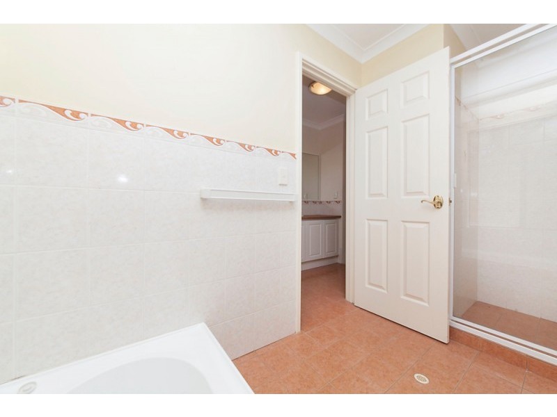 2 Summerville Ave, Secret Harbour WA 6173