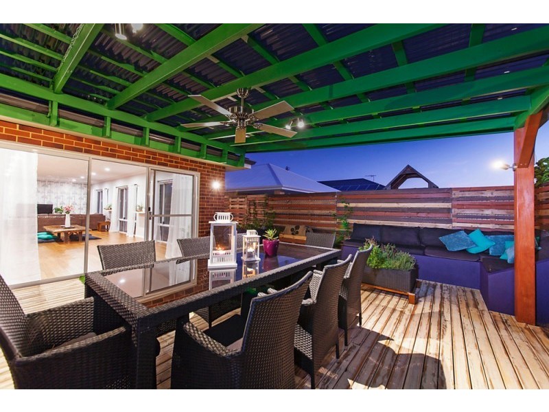 153 Harrington Waters Drive, Waikiki WA 6169