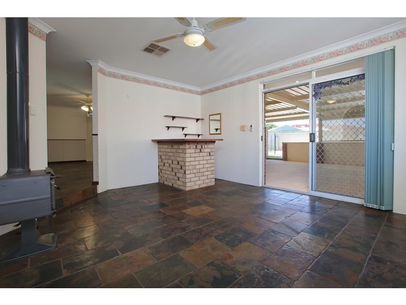 3 Caffra close, Warnbro WA 6169