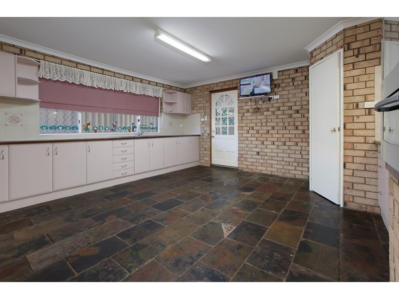 3 Caffra close, Warnbro WA 6169