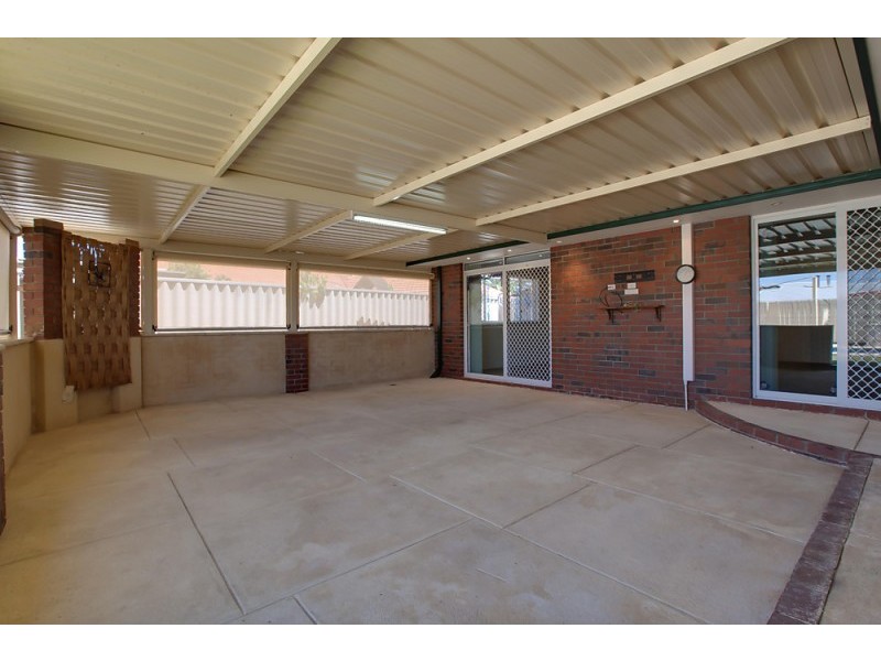 3 Caffra close, Warnbro WA 6169