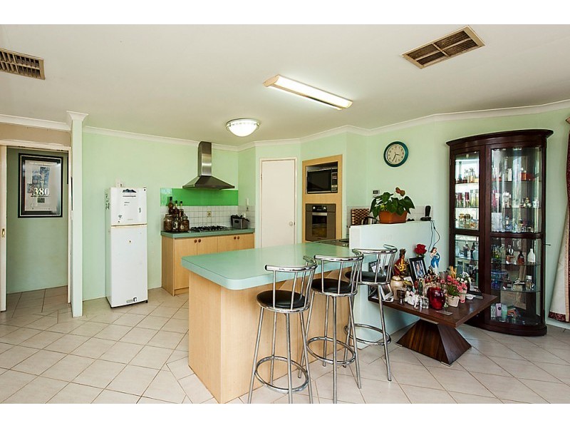 1 Morlaix Mews, Port Kennedy WA 6172