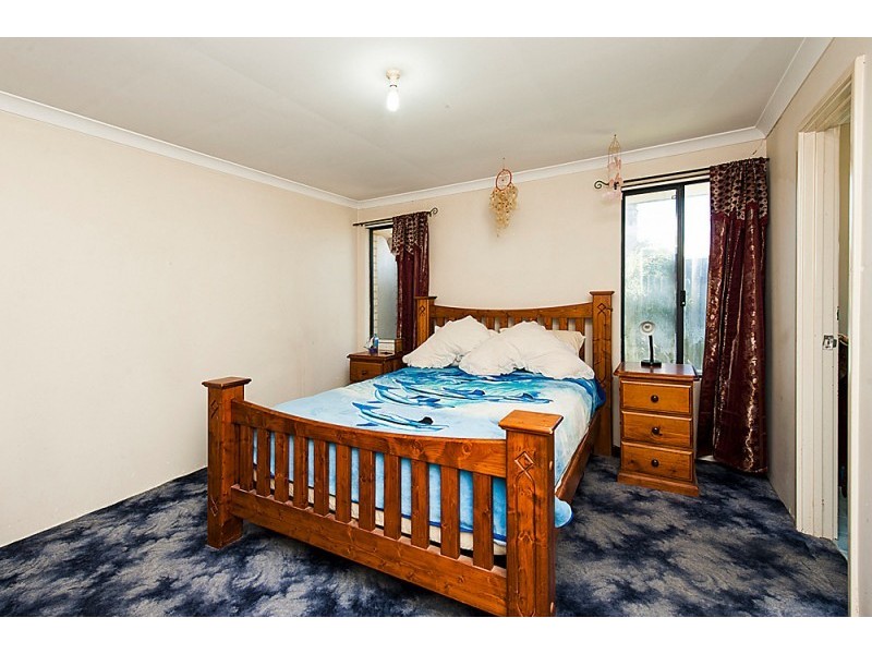 1 Morlaix Mews, Port Kennedy WA 6172