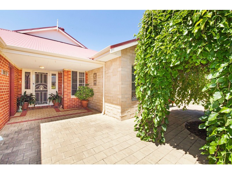 14 Porto Santo Green, Secret Harbour WA 6173