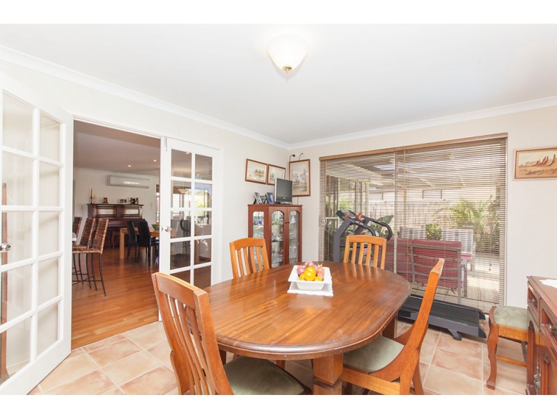 14 Porto Santo Green, Secret Harbour WA 6173