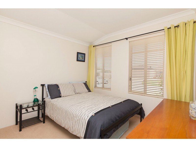 14 Porto Santo Green, Secret Harbour WA 6173