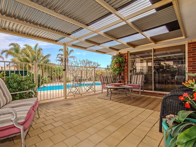 14 Porto Santo Green, Secret Harbour WA 6173