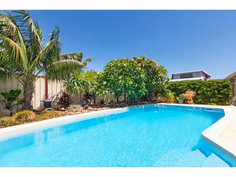 14 Porto Santo Green, Secret Harbour WA 6173