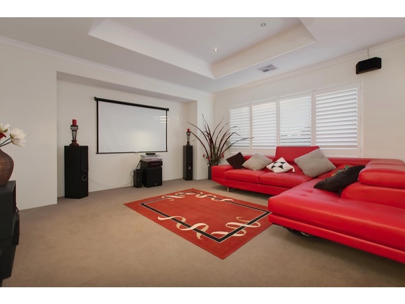 9 Broulee Lane, Secret Harbour WA 6173