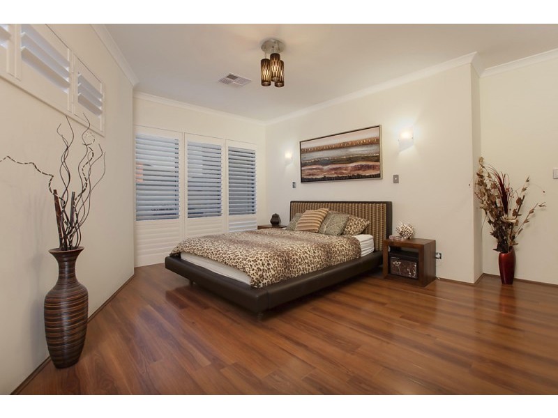 9 Broulee Lane, Secret Harbour WA 6173