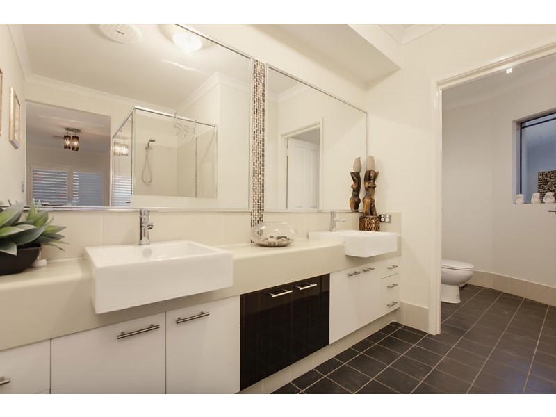 9 Broulee Lane, Secret Harbour WA 6173