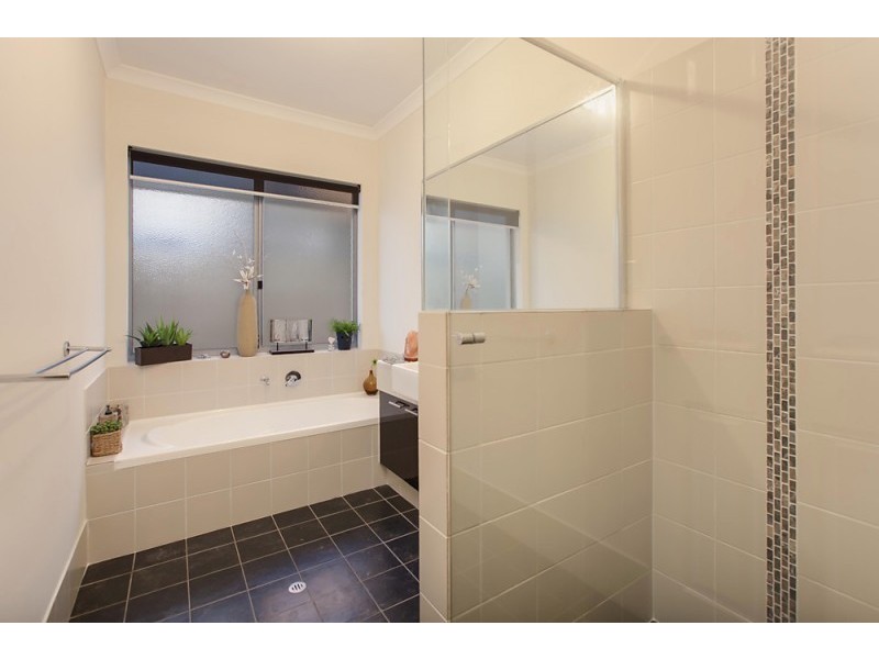 9 Broulee Lane, Secret Harbour WA 6173