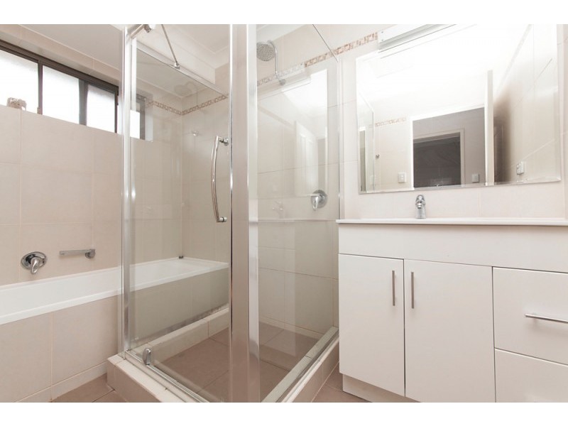 3 Hubbard Place, Safety Bay WA 6169