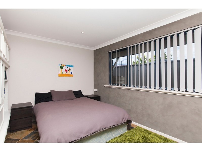 3 Hubbard Place, Safety Bay WA 6169