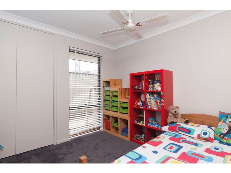 3 Hubbard Place, Safety Bay WA 6169