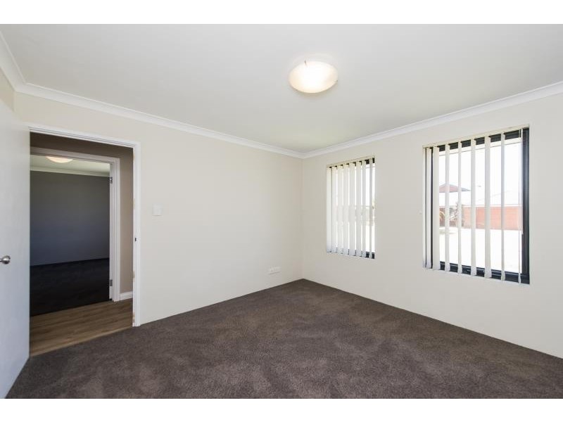 13 Mandalay Bend, Secret Harbour WA 6173