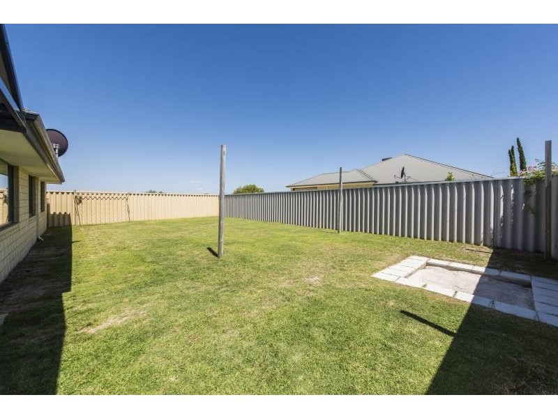 13 Mandalay Bend, Secret Harbour WA 6173