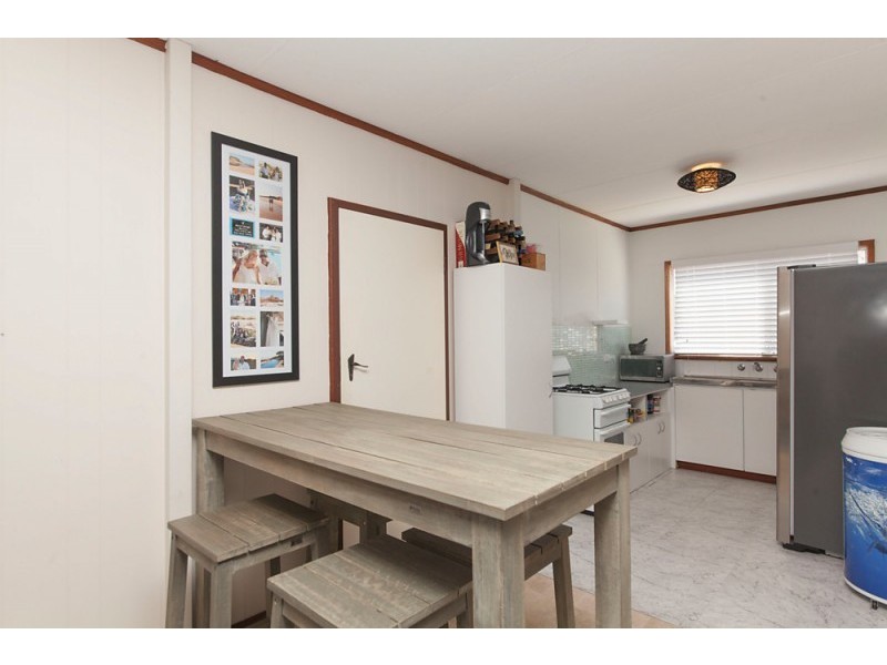 14 Marlin Way, Golden Bay WA 6174