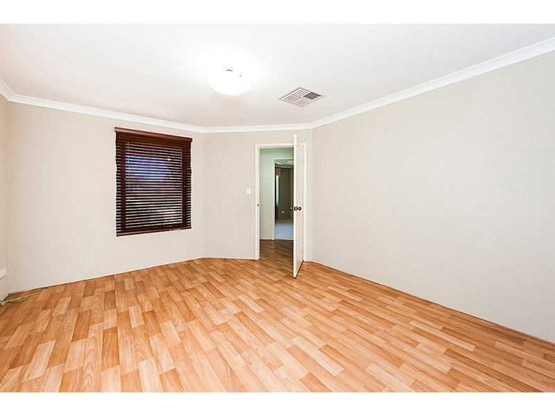 4 Claiborne Road, Secret Harbour WA 6173