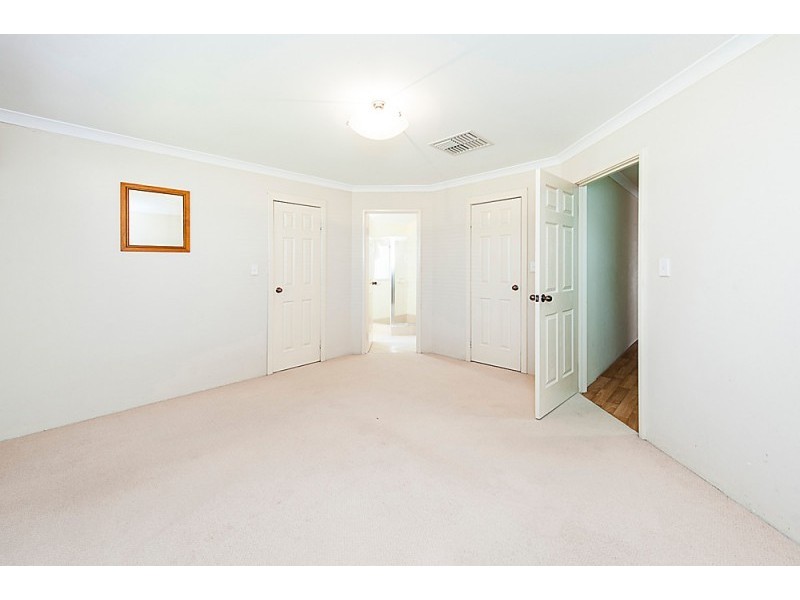 4 Claiborne Road, Secret Harbour WA 6173