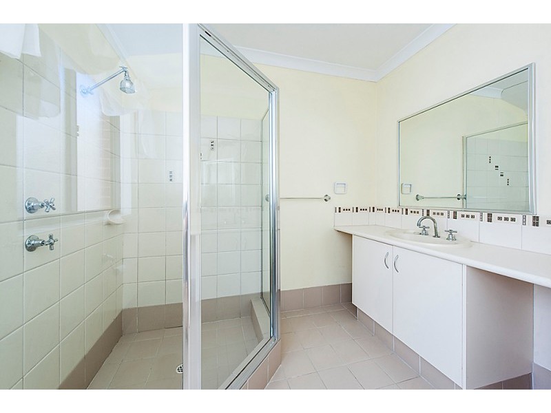 4 Claiborne Road, Secret Harbour WA 6173