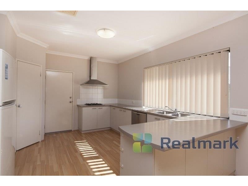 16 Beacon Way, Singleton WA 6175