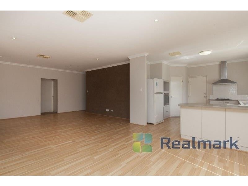 16 Beacon Way, Singleton WA 6175