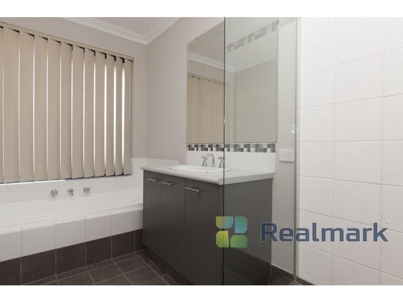 16 Beacon Way, Singleton WA 6175