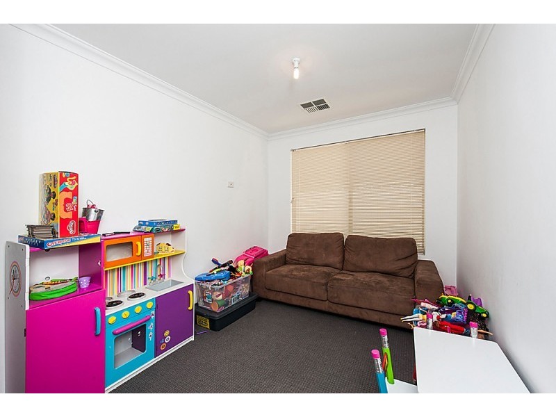 11 Ettrick Way, Golden Bay WA 6174