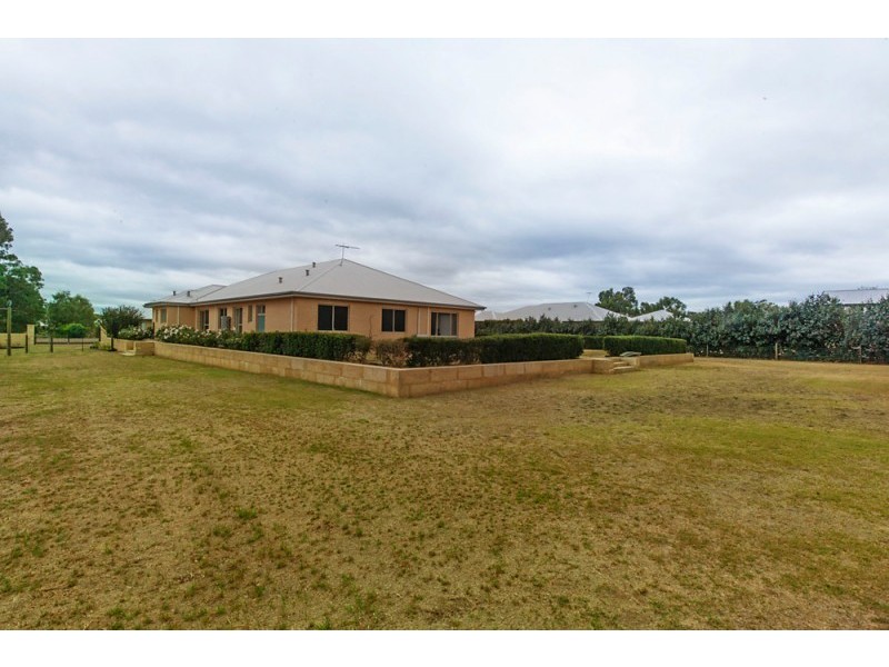 77 Learmouth Turn, Byford WA 6122