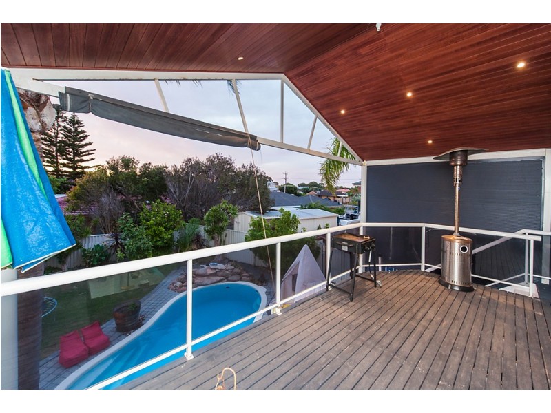 4 Forrester Road, Safety Bay WA 6169