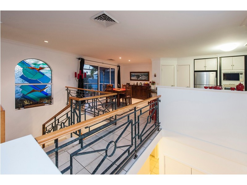 4 Forrester Road, Safety Bay WA 6169