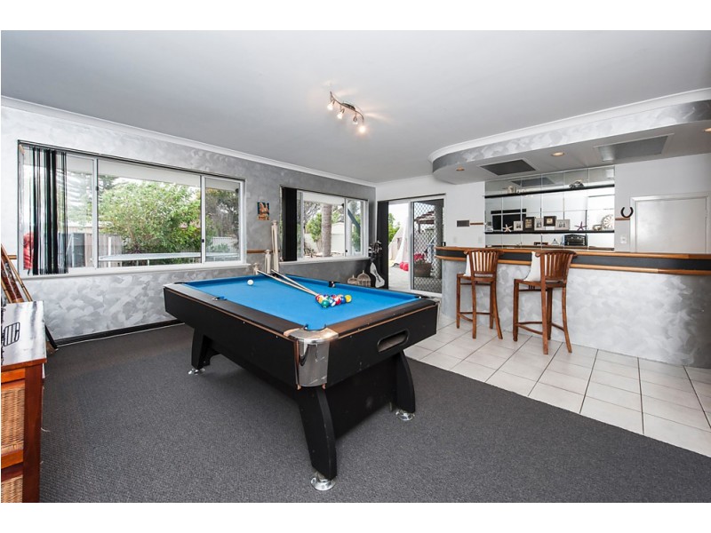 4 Forrester Road, Safety Bay WA 6169