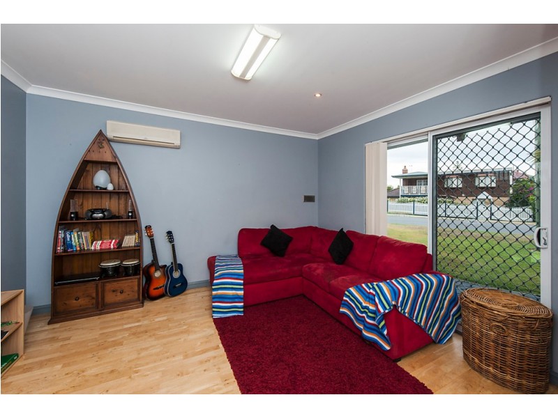 4 Forrester Road, Safety Bay WA 6169