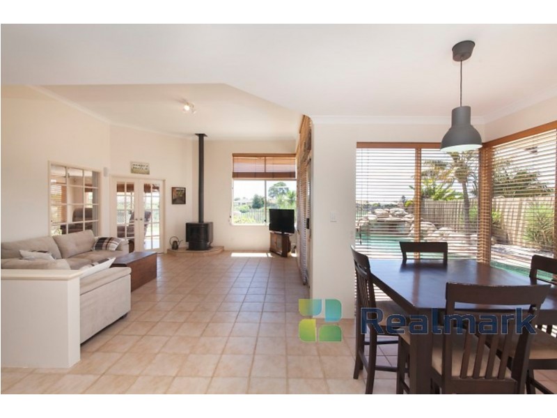 13 Mustique Mews, Secret Harbour WA 6173