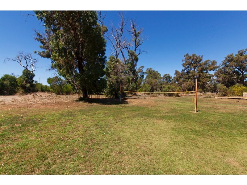 27 Peelfold Glen, Golden Bay WA 6174