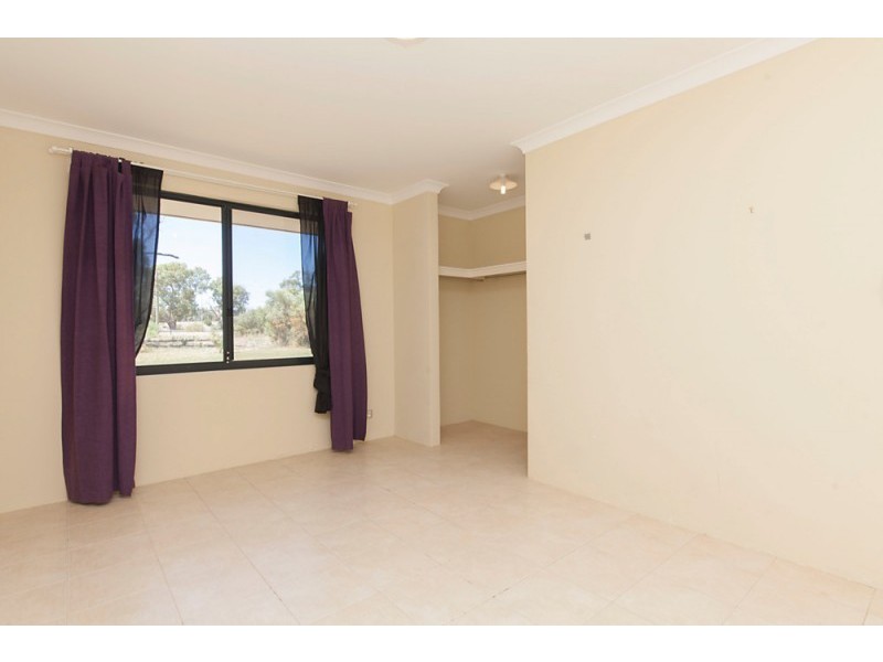 27 Peelfold Glen, Golden Bay WA 6174