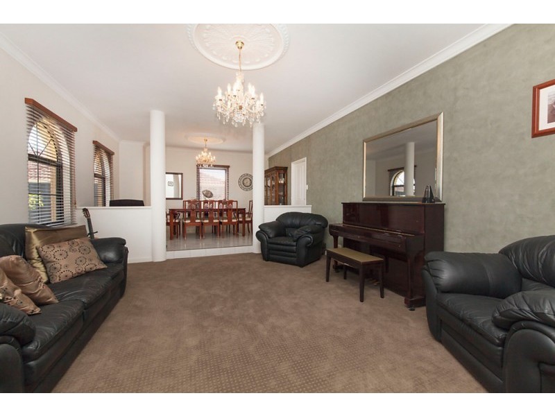 3 Anzio Court, Secret Harbour WA 6173